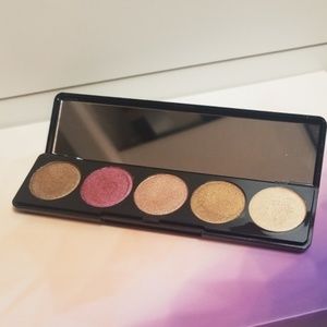 Eyeshadow pallete